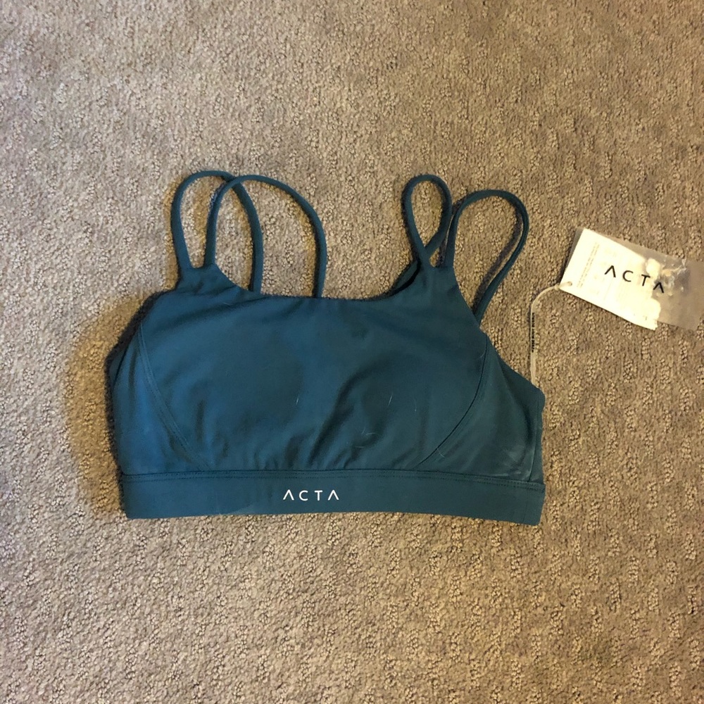 ACTA padded sports bra
